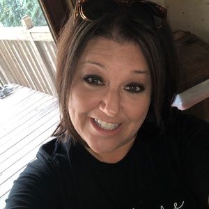 Meet your Posher, Angie